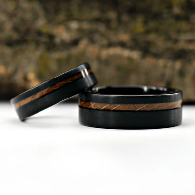 Black Whiskey Barrel Wedding Ring Set from Thorum