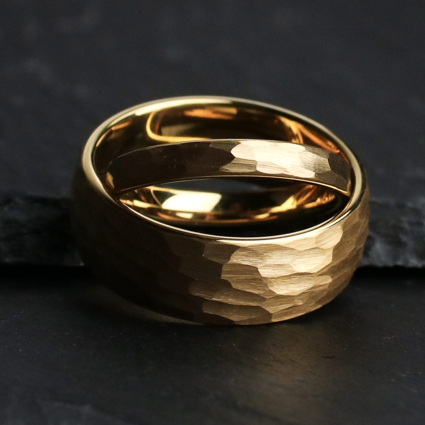 Thorum Freya Set Rustic Gold Wedding Rings