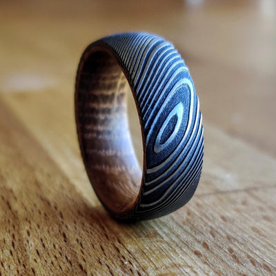 The Murakami | Damascus and Whiskey Barrel Wedding Ring | Thorum