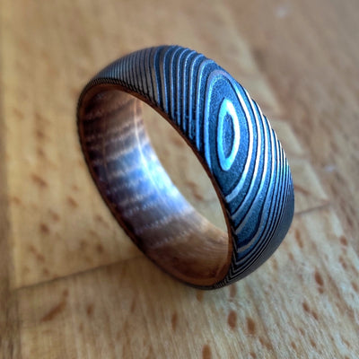 The Murakami | Damascus and Whiskey Barrel Wedding Ring | Thorum