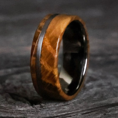 The Oakhead | Whiskey barrel Wedding Ring from Thorum