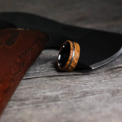 The Oakhead | Whiskey barrel Wedding Ring from Thorum