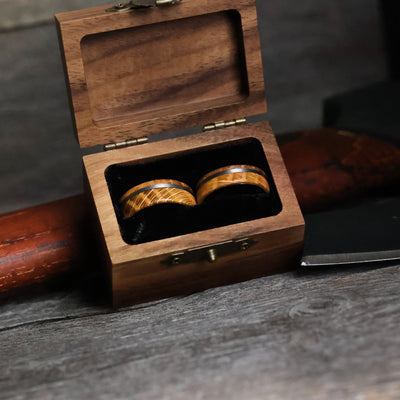 Whiskey Barrel Wedding Ring Set from Thorum