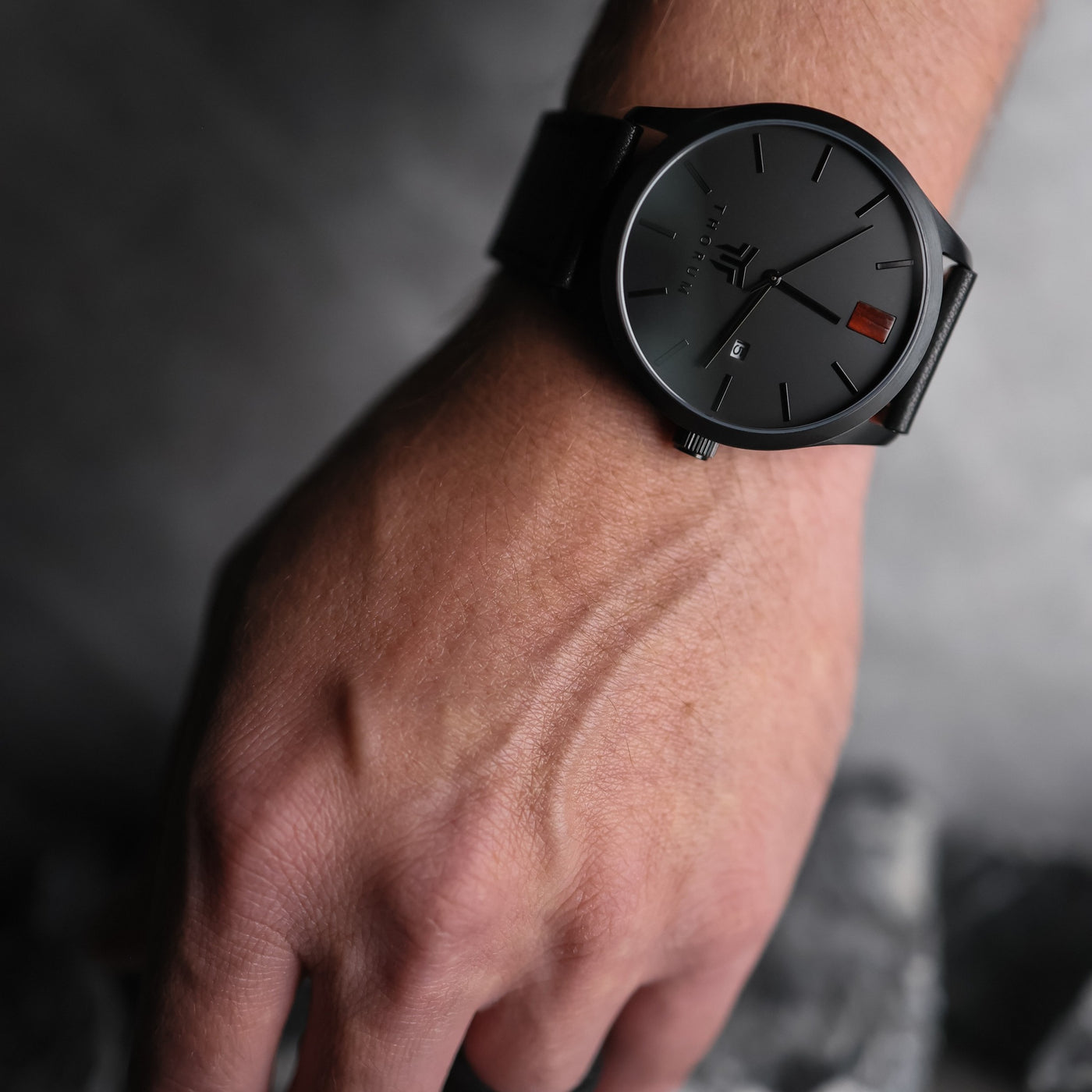 Redwood Wood Men's Black Modern Watch | Thorum