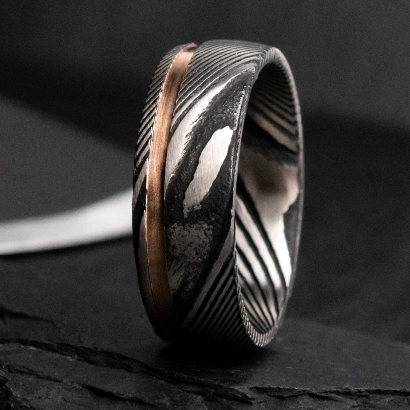 The Sensei | Men's Damascus Steel and 18k Rose Gold Wedding Ring | Thorum