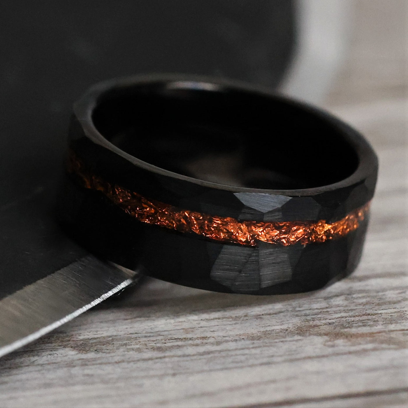 The Städ | Forged Tungsten Carbide Wedding Band | Thorum