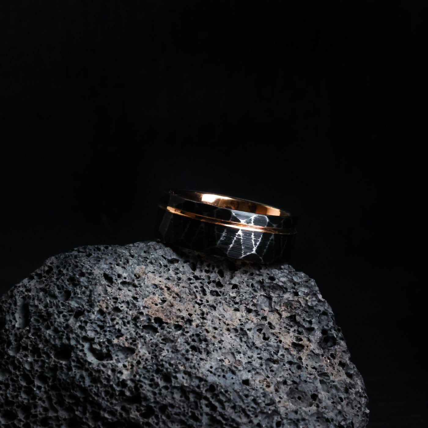 The Stormlight | Modern Wedding Ring | Thorum