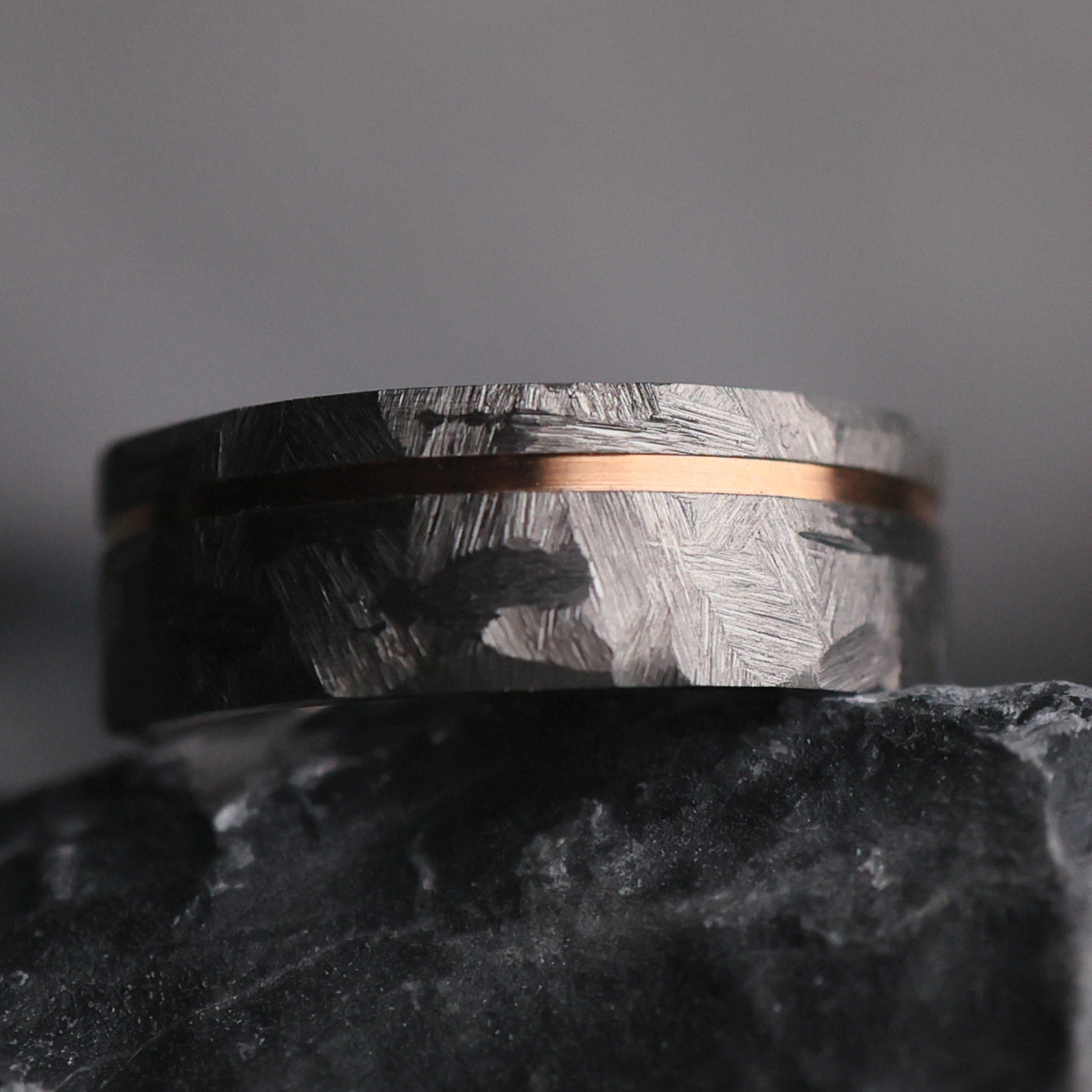 The Templar - Men's Hammered Titanium and Rose Gold Wedding Ring - Thorum