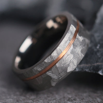 The Templar - Men's Hammered Titanium and Rose Gold Wedding Ring - Thorum